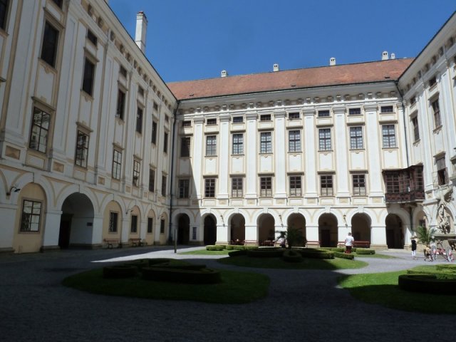 2015